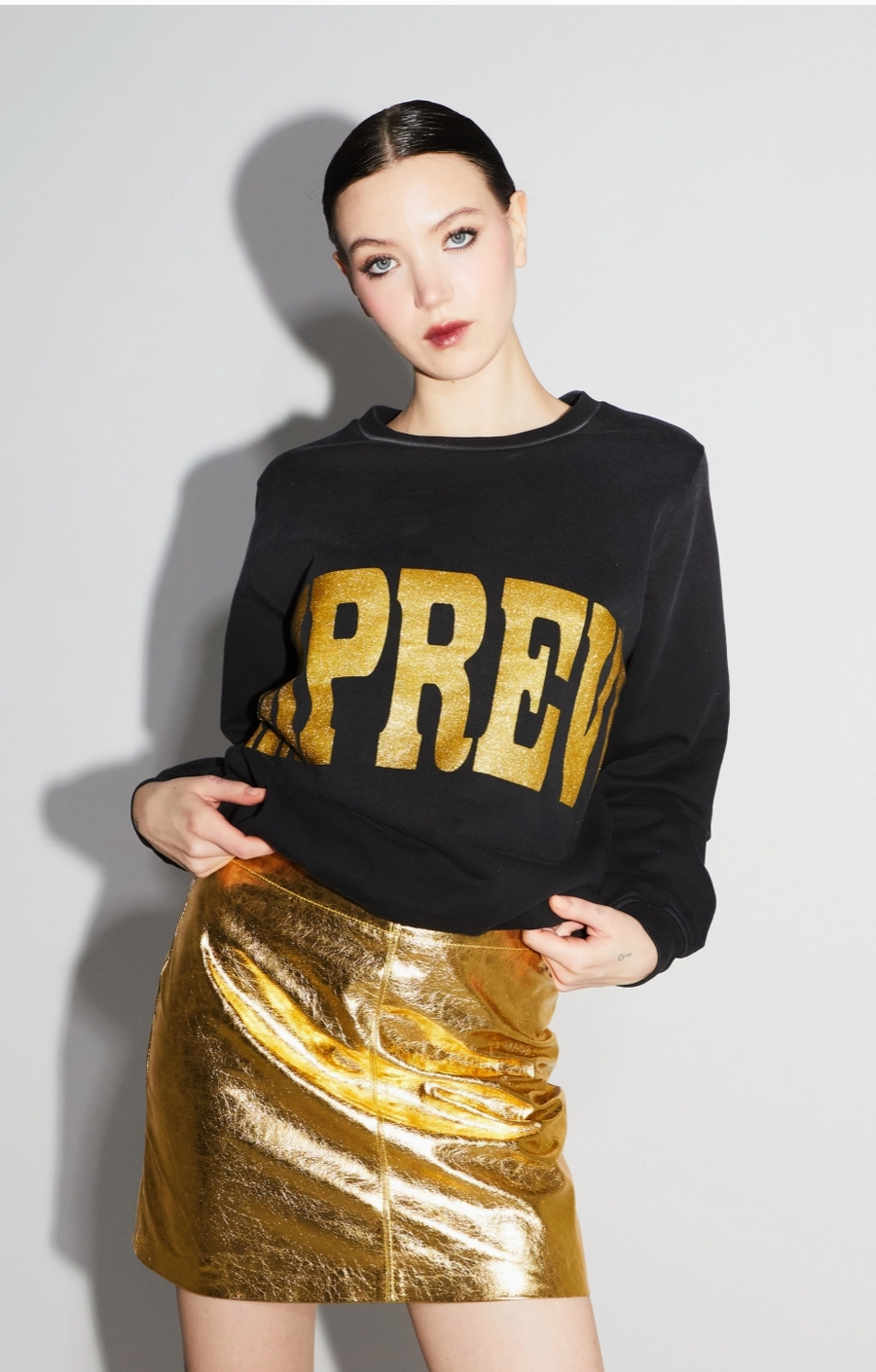 Sweat shirt noir et doré - IMPREVU 🖤