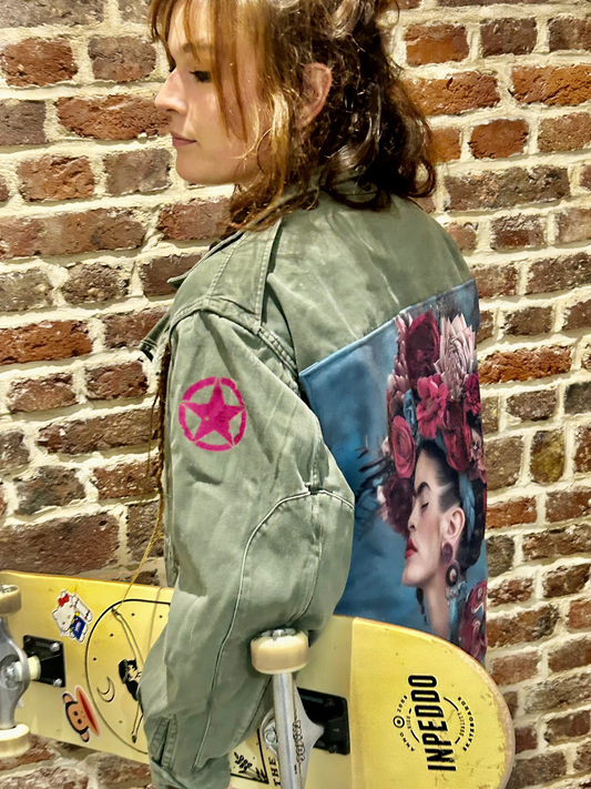 Veste militaire customisée FRIDA KHALO- Artisanat Made in France 🇫🇷